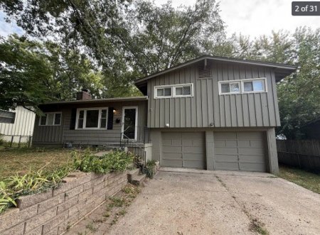 7945 Exterior.jpg
